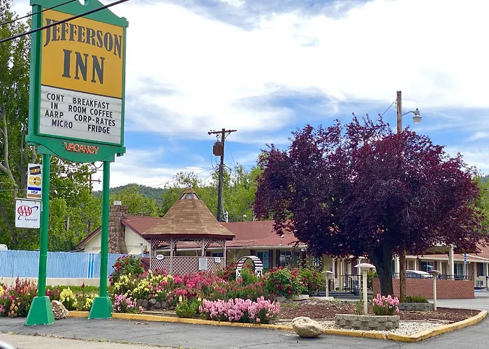 Casino hotel: Jefferson Inn